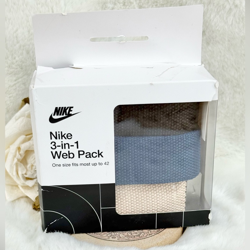 New with tags Nike 3-in-1 Web Pack Belt Black, Blue, Tan one size fits most